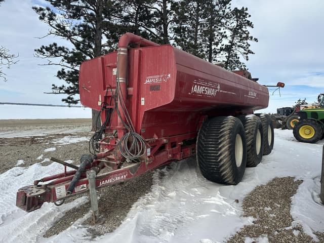 Image of Jamesway Ultra-Trac 7400 equipment image 2