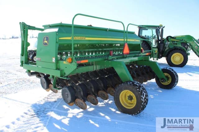 Image of John Deere 1590 equipment image 3