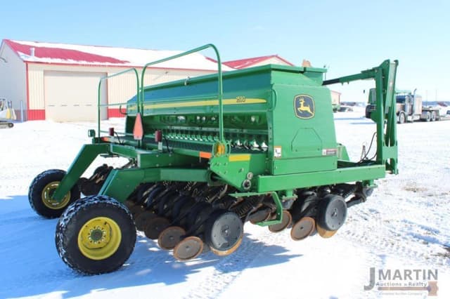 Image of John Deere 1590 equipment image 2