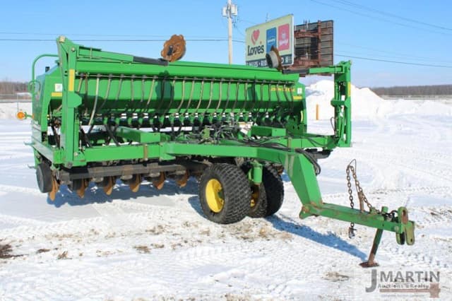 Image of John Deere 1590 equipment image 1