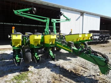 Main image John Deere 1760