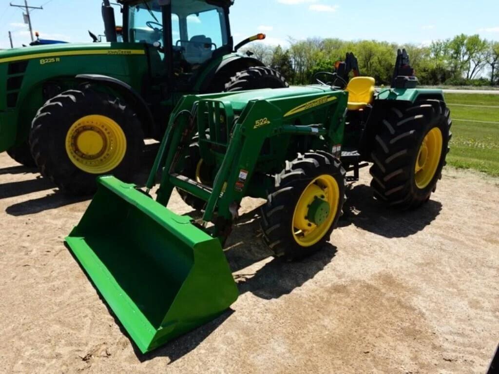 Image of John Deere 5203 Primary image