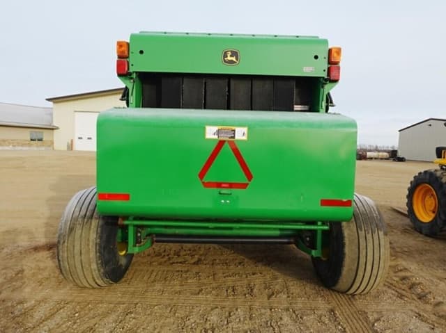 Image of John Deere 568 equipment image 2