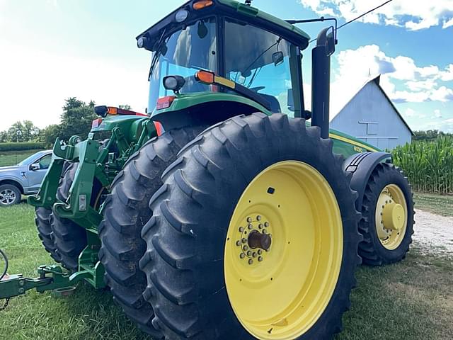 Image of John Deere 8130 equipment image 3