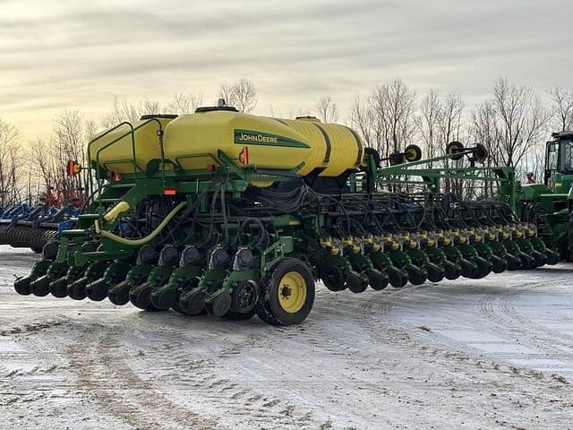 Image of John Deere DB60 equipment image 3