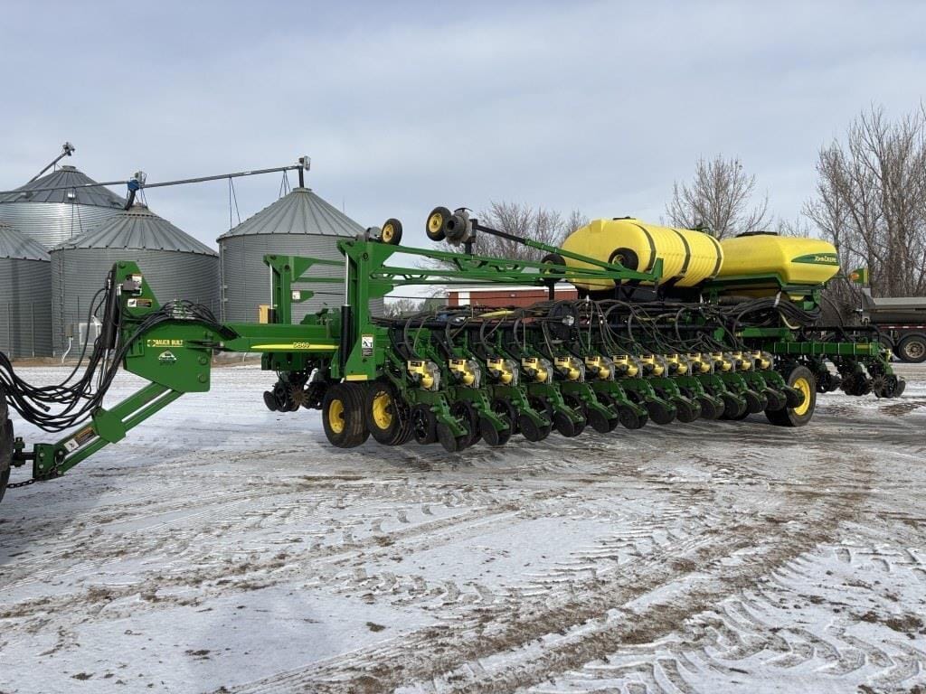 Main image John Deere DB60