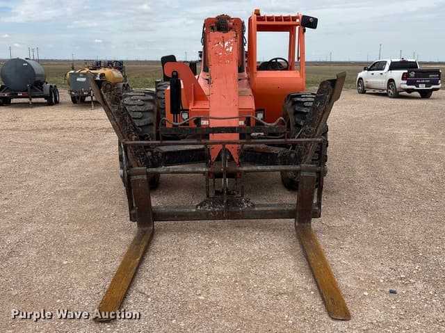 Image of JLG 10054 equipment image 1
