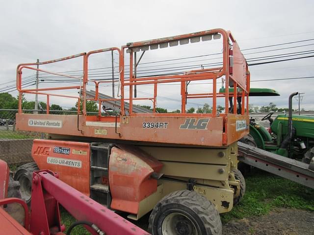 Image of JLG 3394RT equipment image 2