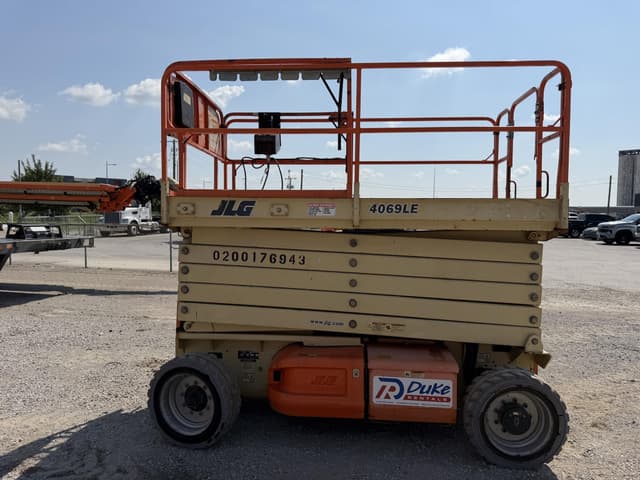 Image of JLG 4069LE equipment image 4