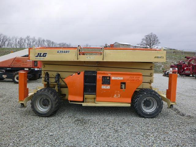 Image of JLG 4394RT equipment image 2