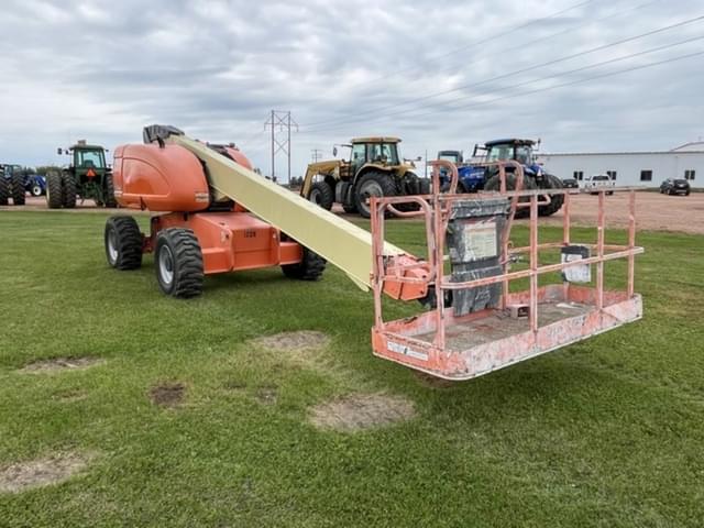 Image of JLG 600S equipment image 2