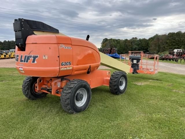 Image of JLG 600S equipment image 4