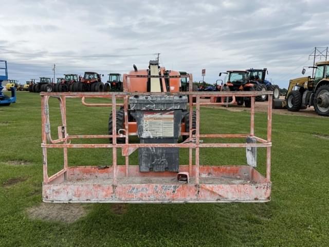Image of JLG 600S equipment image 1