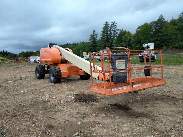 Image of JLG 600S equipment image 2