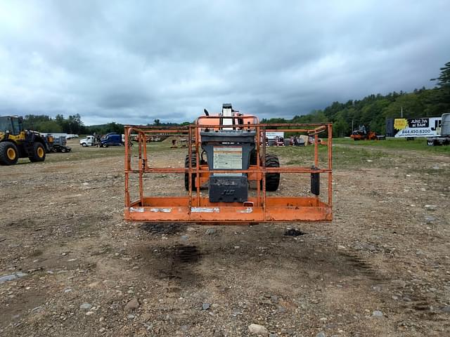 Image of JLG 600S equipment image 1