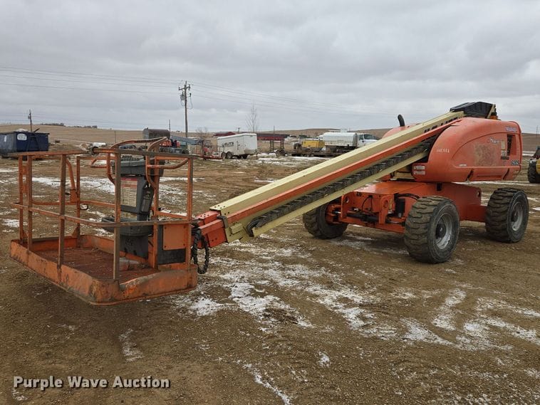 2008 JLG 600S Equipment Image0