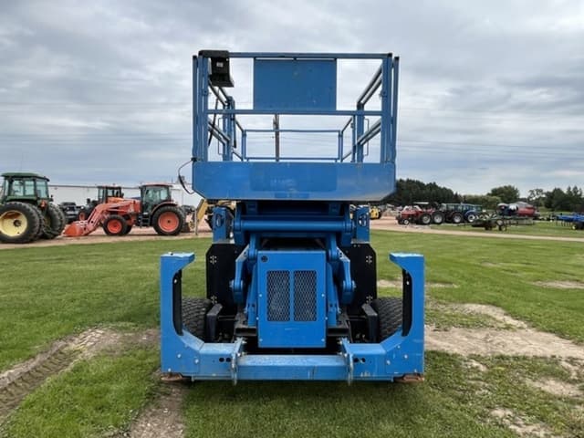 Image of Genie GS-4390 equipment image 1