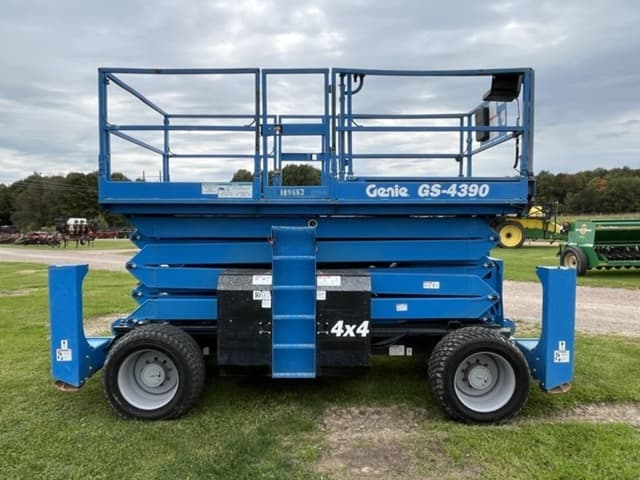 Image of Genie GS-4390 equipment image 3
