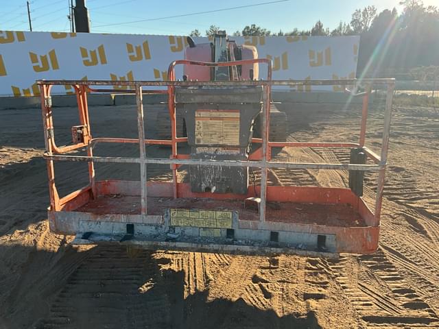 Image of JLG 600SC equipment image 1