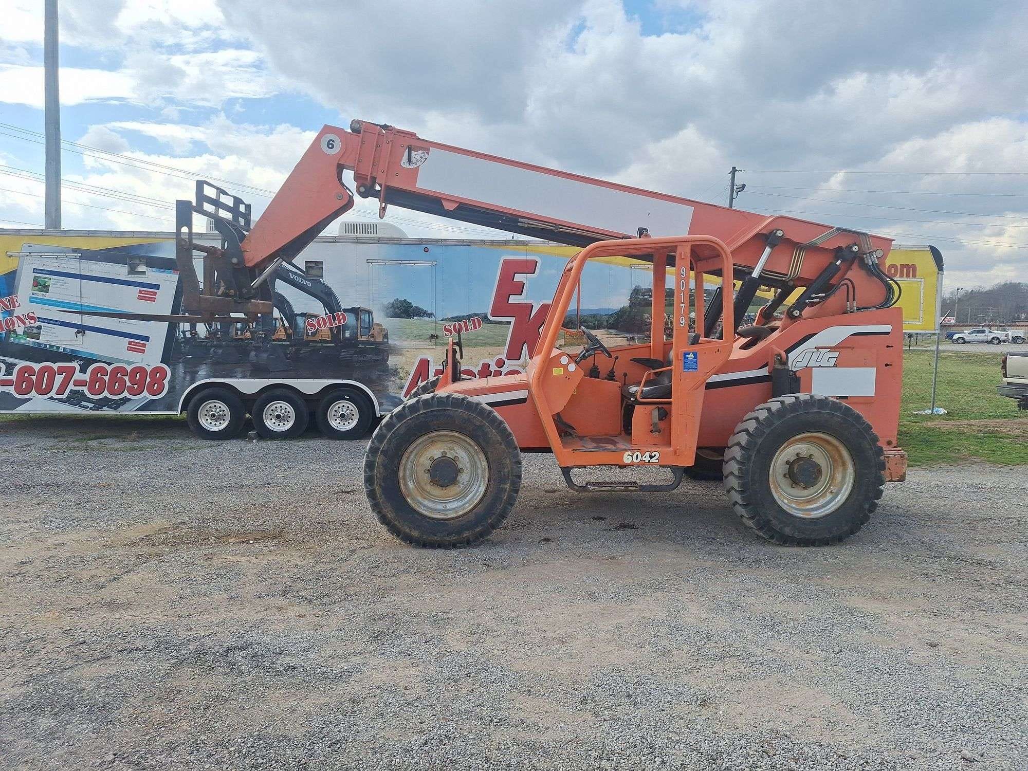 2008 JLG 6042 Equipment Image0