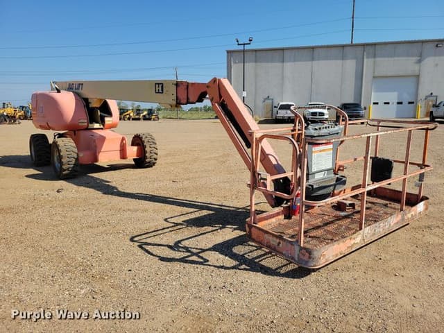 Image of JLG 660SJ equipment image 2