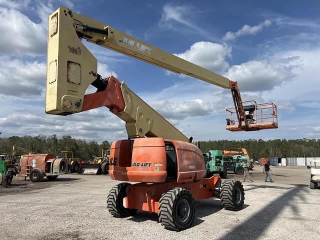 Image of JLG 800AJ equipment image 4