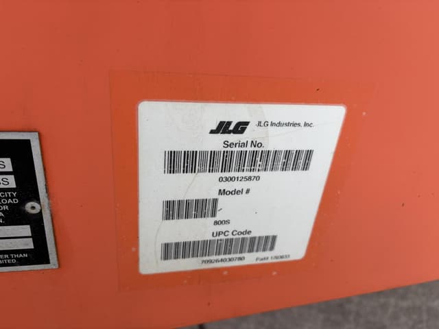 Image of JLG 800S equipment image 2