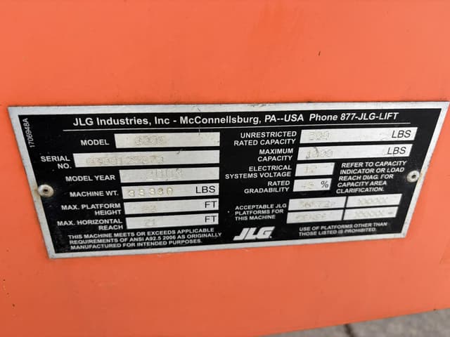 Image of JLG 800S equipment image 3