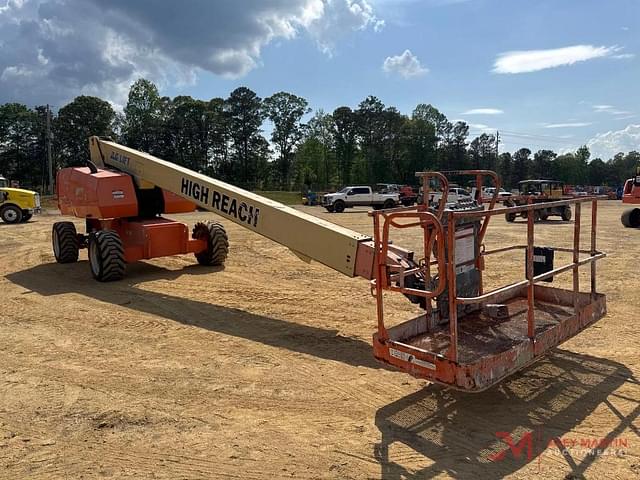 Image of JLG 800S equipment image 2