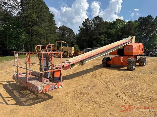 Image of JLG 800S equipment image 1