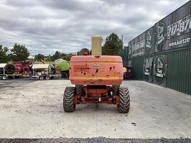 Image of JLG 800S equipment image 2