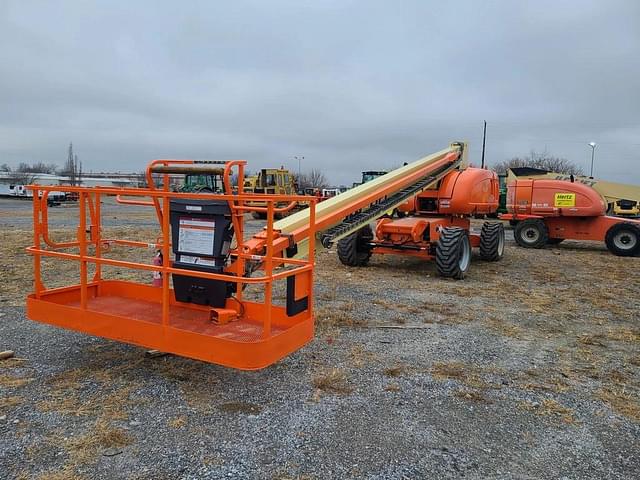 Image of JLG 800S equipment image 1