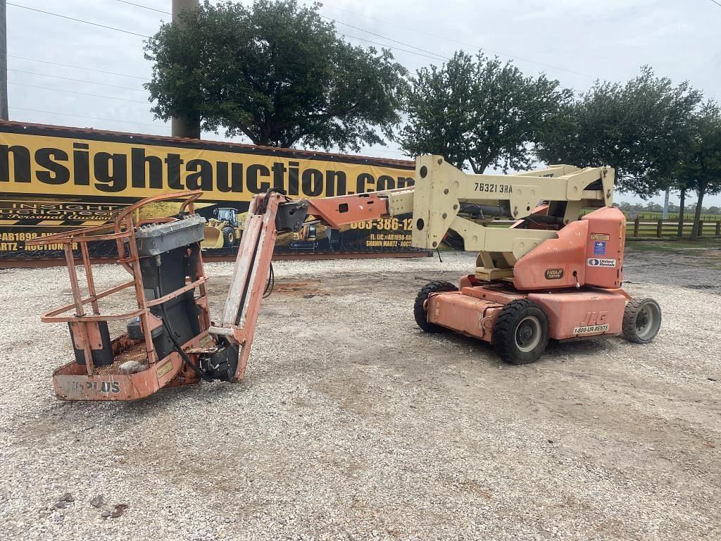 Image of JLG E400AJP Primary image