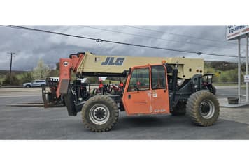 Main image JLG G12-55A