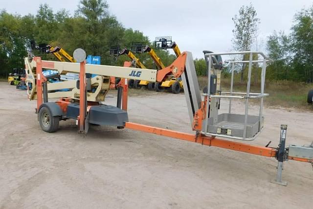 Image of JLG T500J equipment image 3