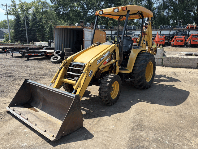 Image of John Deere 110 equipment image 1