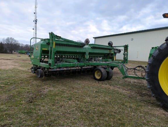 Main image John Deere 1590