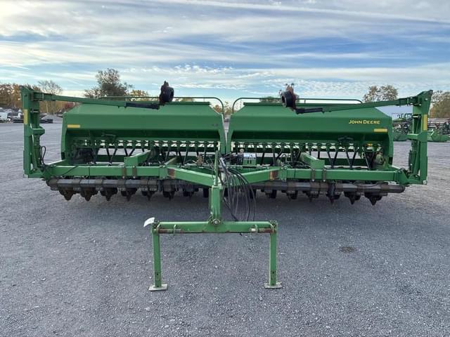 Image of John Deere 1590 equipment image 4