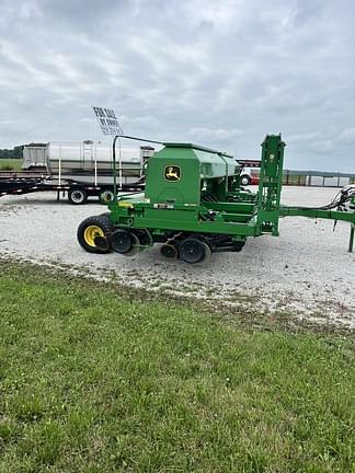 Image of John Deere 1590 equipment image 3