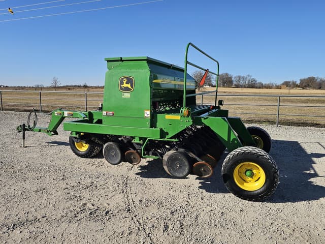 Image of John Deere 1590 equipment image 3