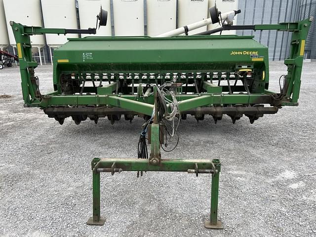 Image of John Deere 1590 equipment image 2