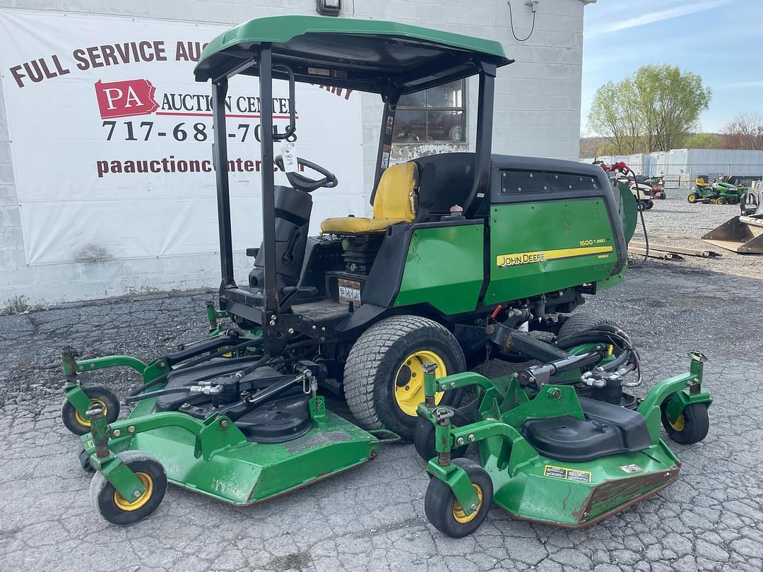 Image of John Deere 1600 Primary image