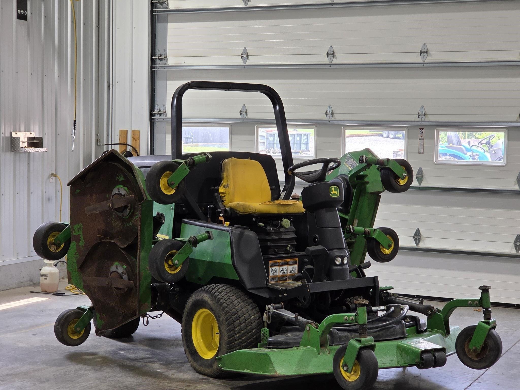 2008 John Deere 1600 Turbo II Equipment Image0