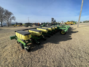 2008 John Deere 1720 Image