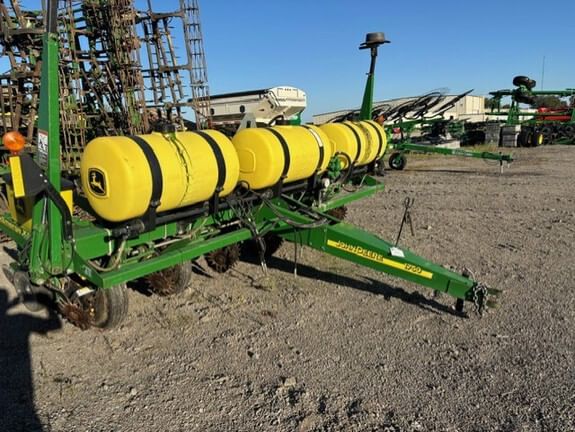 2008 John Deere 1750 Equipment Image0