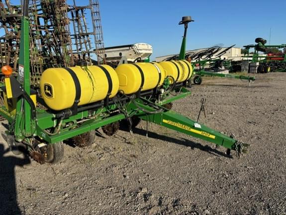 Image of John Deere 1750 Primary image