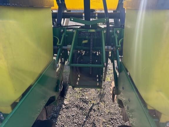 Image of John Deere 1750 equipment image 3