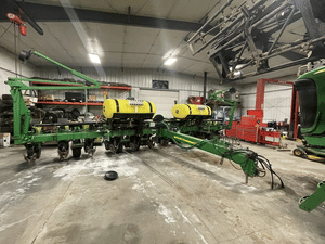 2008 John Deere 1760 Image