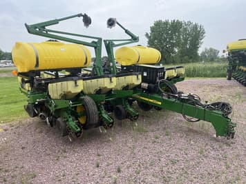 Main image John Deere 1760