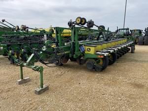 2008 John Deere 1770 Image